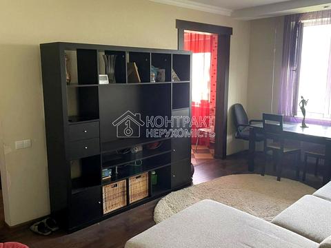 квартира за адресою Поздовжня вул., 3б