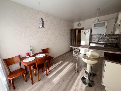 квартира по адресу Академика Глушкова просп., 9-Г