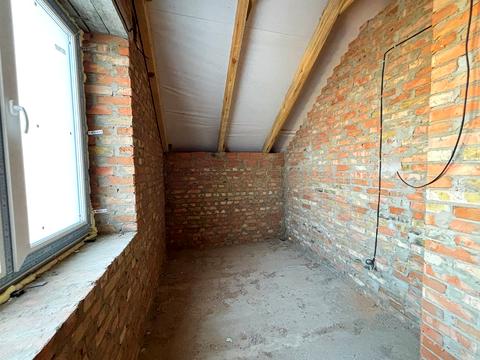 будинок за адресою Кришталева