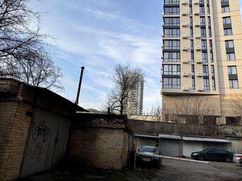 паркомісце за адресою Олеся Гончара вул., 40