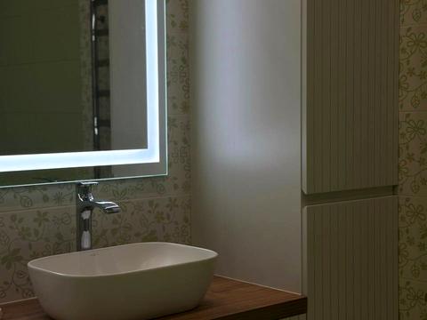 квартира за адресою Анни Ахматової вул., 13