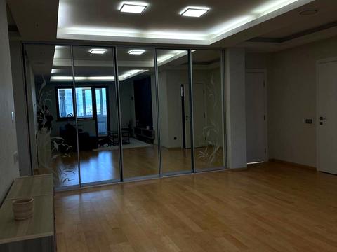 квартира за адресою Анни Ахматової вул., 13