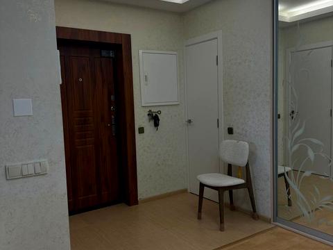 квартира за адресою Анни Ахматової вул., 13