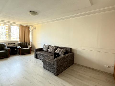 квартира за адресою Павла Тичини просп., 6