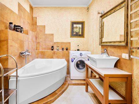 квартира за адресою Драгоманова вул., 1-Д