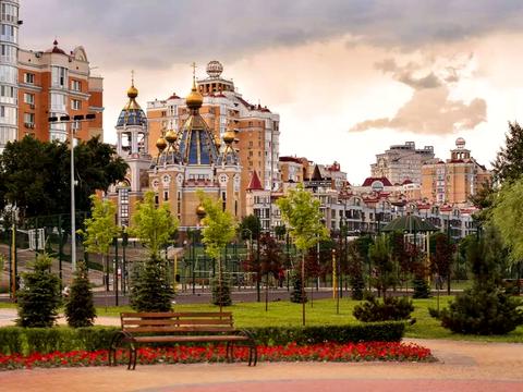 квартира за адресою Володимира Івасюка просп. (Героїв Сталінграду), 4