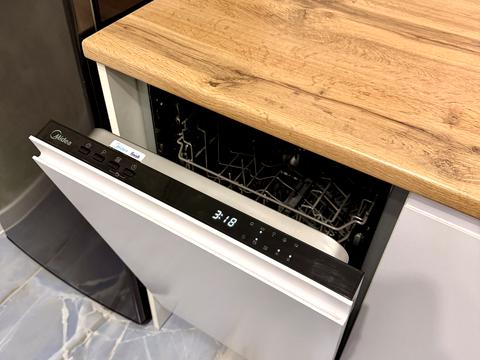 квартира за адресою Дмитра Донцова вул. (Дмитра Донського), 6