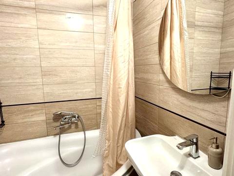 квартира за адресою Нововокзальна вул., 21