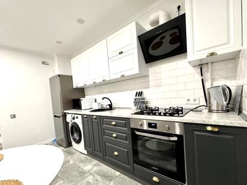 квартира за адресою Нововокзальна вул., 21