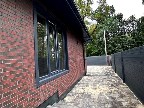 дом по адресу Евгения Коновальца ул.