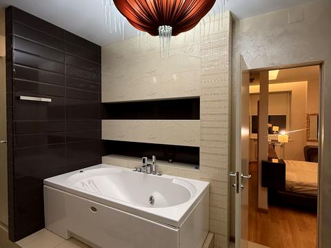 квартира за адресою Крутогірний узвіз (Рогальова), 33