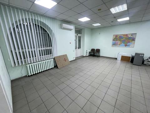 комерційна за адресою Київ, Алматинська вул. (Алма-Атинська), 39-А