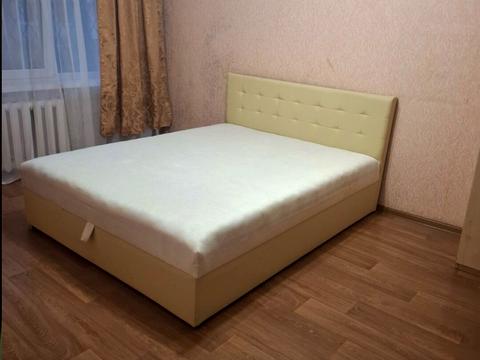 квартира по адресу Строителей ул., 17