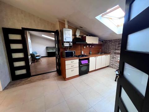 кімната за адресою Чорноморськ (Іллічівськ), Парусна вул. (Героїв Сталінграду), 1