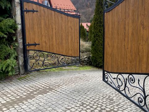 будинок за адресою Шевченка, 144