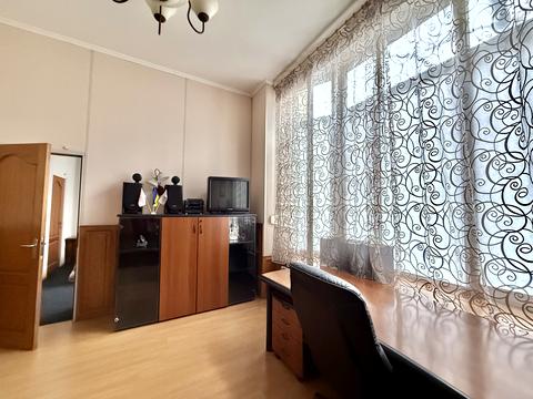 квартира за адресою Костельна вул., 8