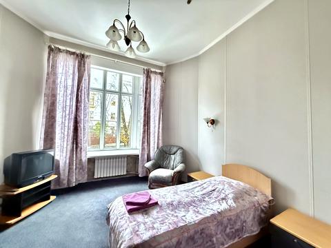 квартира за адресою Костельна вул., 8