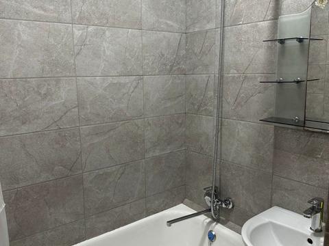 квартира за адресою Богдана Хмельницького просп. (Героїв Сталінграда), 4