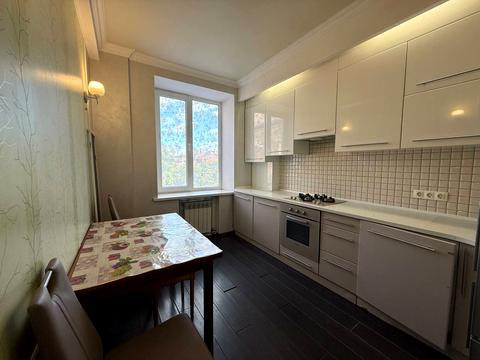 квартира за адресою Поштовий просп. (Карла Маркса), 80