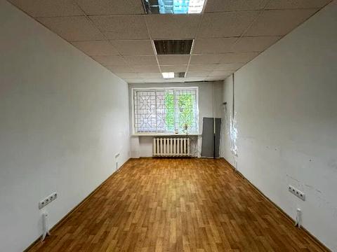 комерційна за адресою Запорізьке шосе, 38