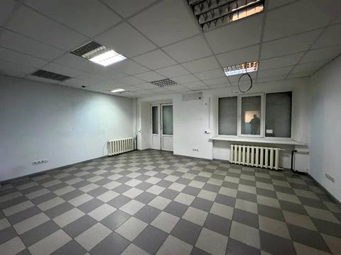 комерційна за адресою Запорізьке шосе, 38