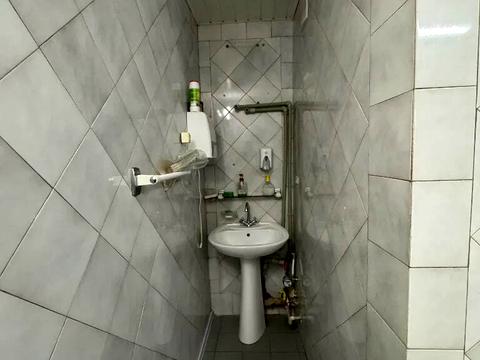 комерційна за адресою Запорізьке шосе, 38