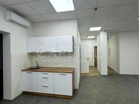 комерційна за адресою Київ, Берестейський просп. (Перемоги), 26