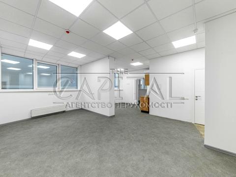 комерційна за адресою Київ, Берестейський просп. (Перемоги), 26