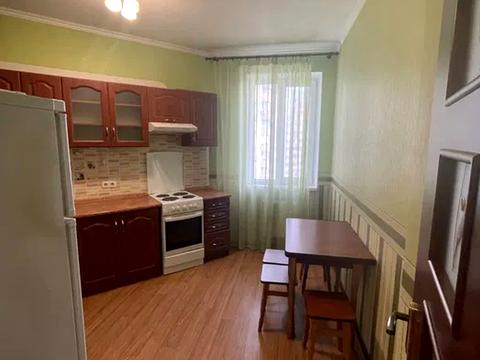 квартира за адресою Київ, Драгоманова вул., 6/1