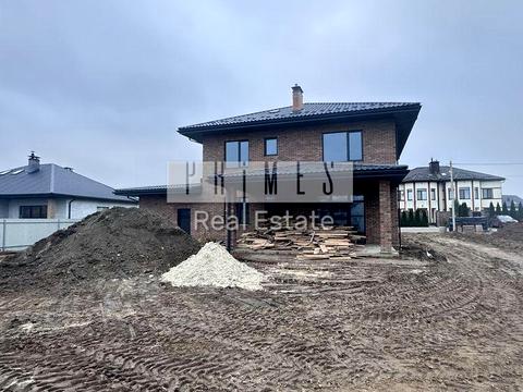 дом по адресу  ул.