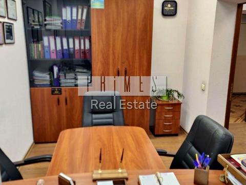 комерційна за адресою Миколи Бажана просп., 14а