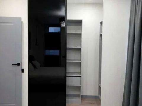 квартира по адресу Олександра Олеся ул., 9