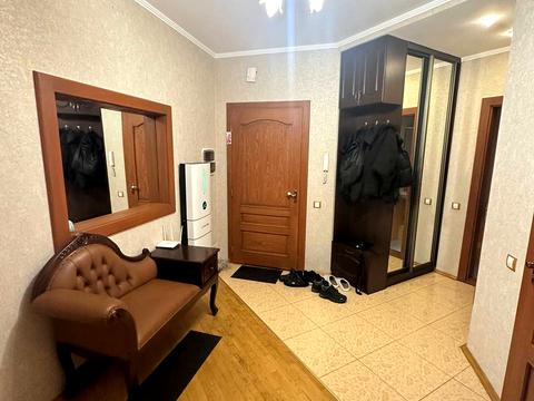 квартира за адресою Салютна вул., 1-Б