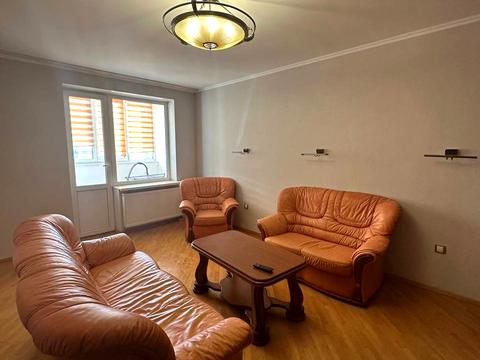 квартира за адресою Салютна вул., 1-Б