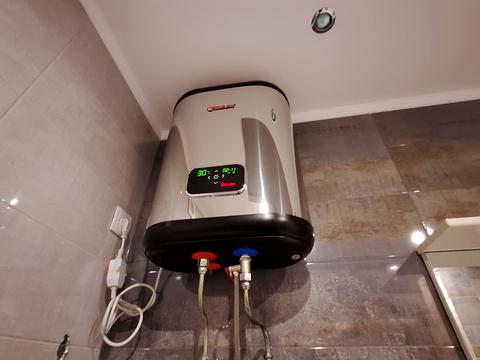 квартира за адресою Регенераторна вул., 4 к7