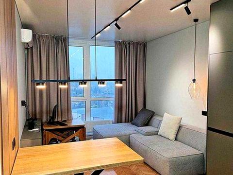 квартира за адресою Причальна вул., 10