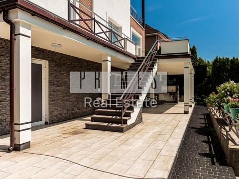 будинок за адресою Ватутіна пров., 1а