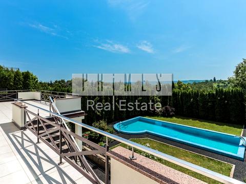 будинок за адресою Ватутіна пров., 1а