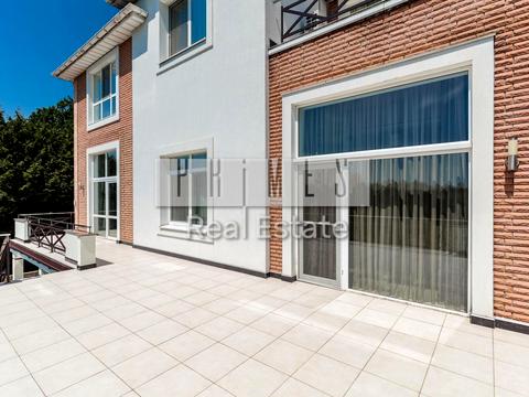 будинок за адресою Ватутіна пров., 1а