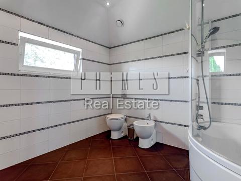 будинок за адресою Ватутіна пров., 1а