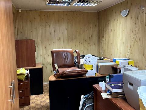 комерційна за адресою Січових Стрільців вул. (Артема), 28