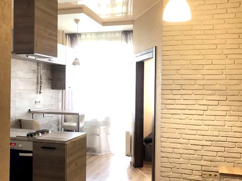 квартира за адресою Академіка Писаржевського вул., 8