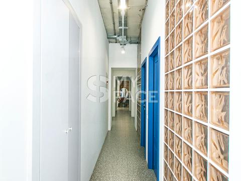 комерційна за адресою Джона Маккейна вул. (Івана Кудрі), 37