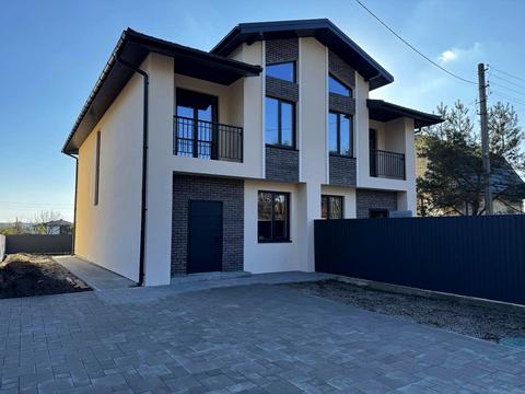 будинок за адресою Незалежності