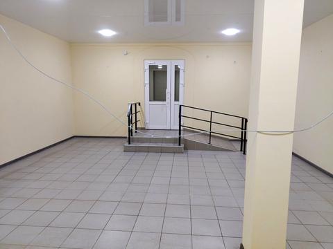 комерційна за адресою Заозерна вул., 17