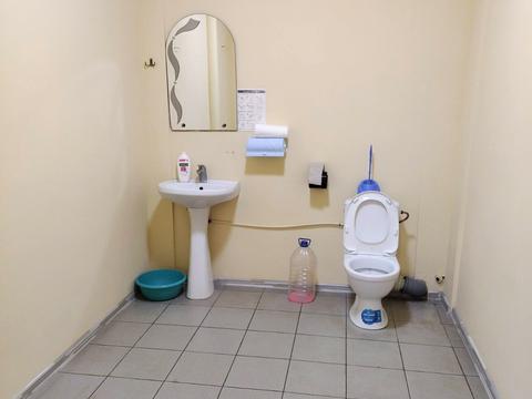 комерційна за адресою Заозерна вул., 17