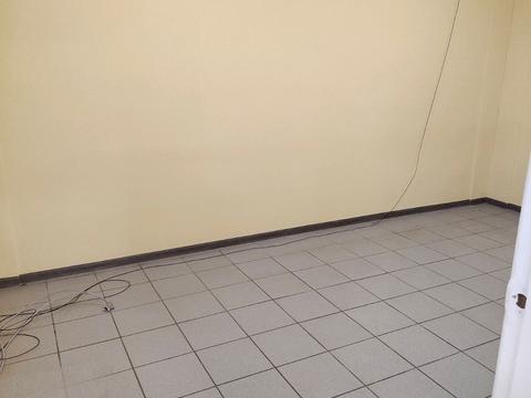 комерційна за адресою Заозерна вул., 17