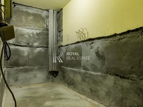 будинок за адресою Тодося Осьмачки вул. (Горького), 1