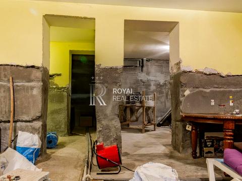 будинок за адресою Тодося Осьмачки вул. (Горького), 1