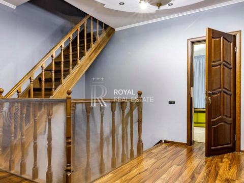 будинок за адресою Тодося Осьмачки вул. (Горького), 1